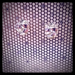 NIB Avon Tailored Knot Earrings